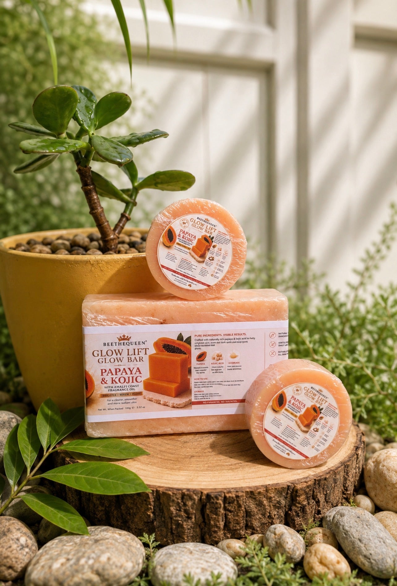 BEETHEQUEEN GLOW-TO- GO Travel Bar Papaya and Kojic Glow Bar