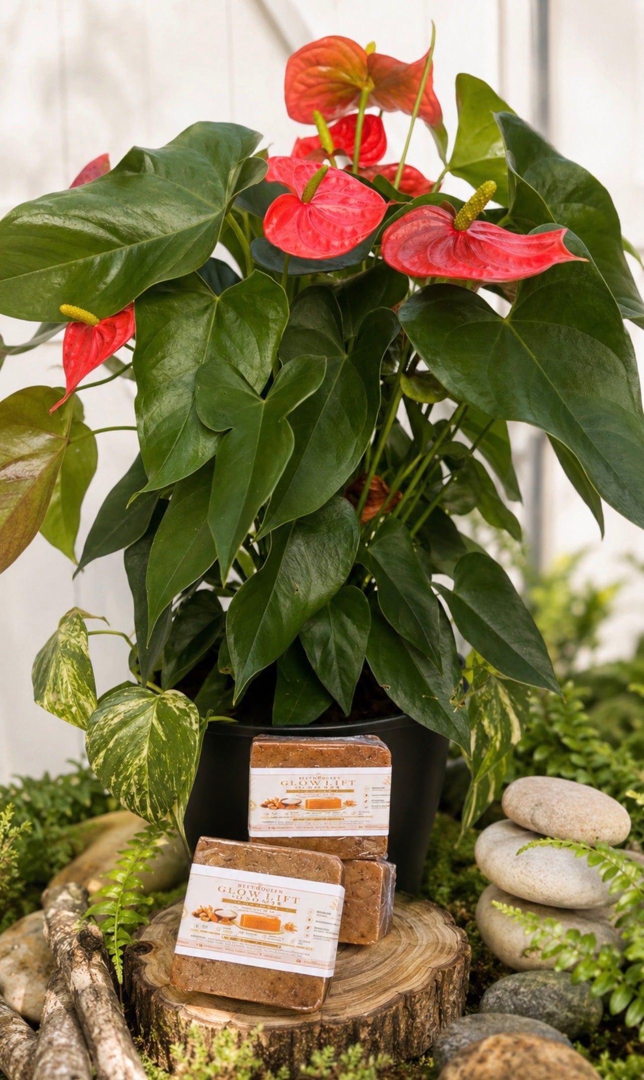 BEETHEQUEEN Glowlift Turmeric & French Kaolin Clay Glow Bar